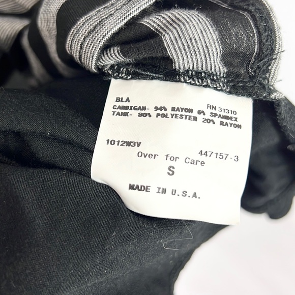 IZ BYER |🐼Black White Striped Faux Layered Mixed Media 1/2 Sleeves Loose Blouse - Picture 6 of 11